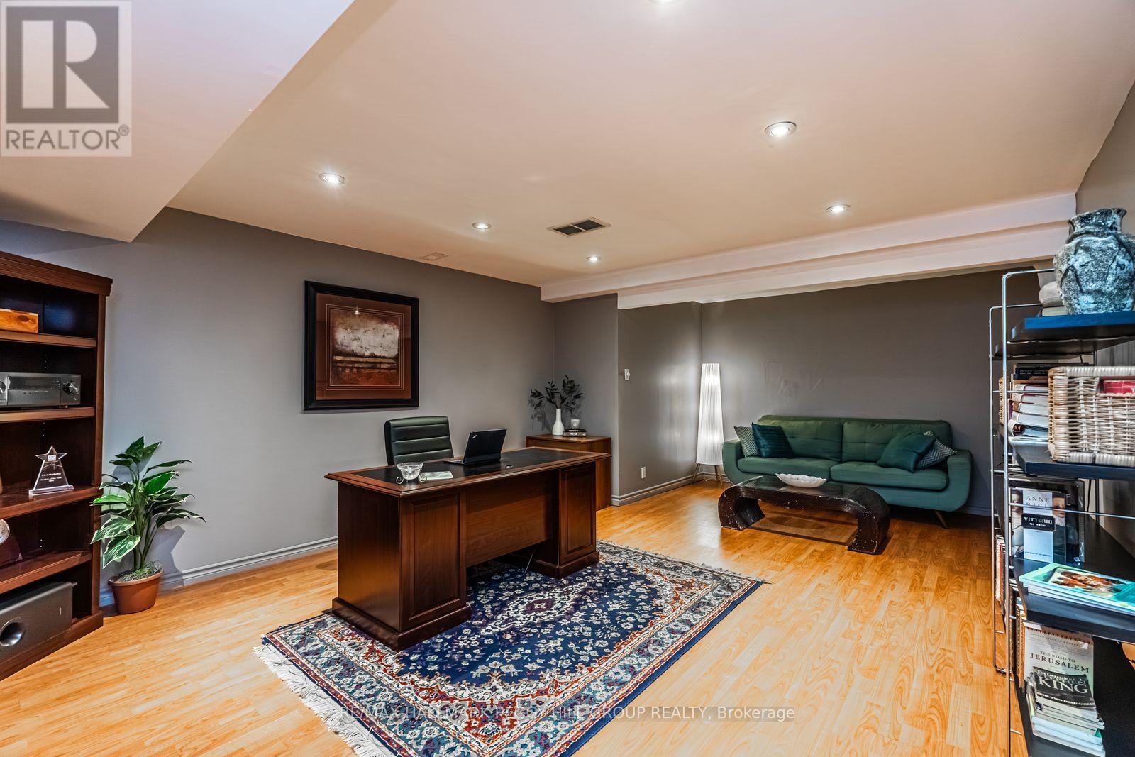 11 Bunker Place, Oro-Medonte (Horseshoe Valley), Ontario  L0L 2L0 - Photo 15 - S12913608