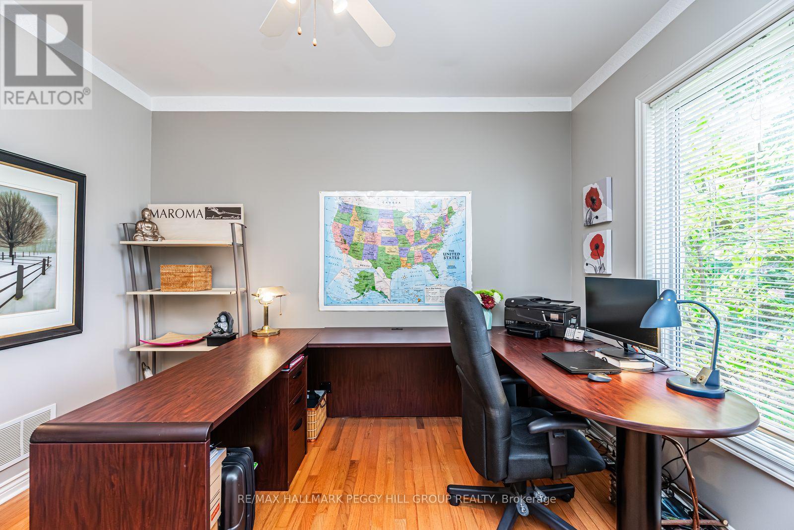 11 Bunker Place, Oro-Medonte (Horseshoe Valley), Ontario  L0L 2L0 - Photo 9 - S12913608