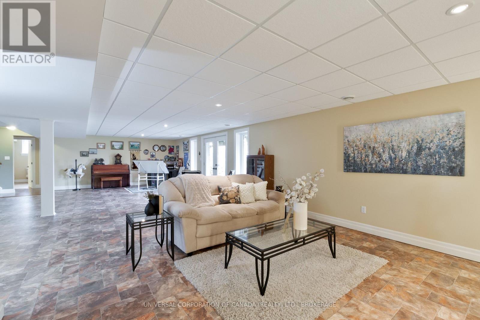 54 Wellington Street, Bayham, Ontario  N0J 1T0 - Photo 34 - X12906862