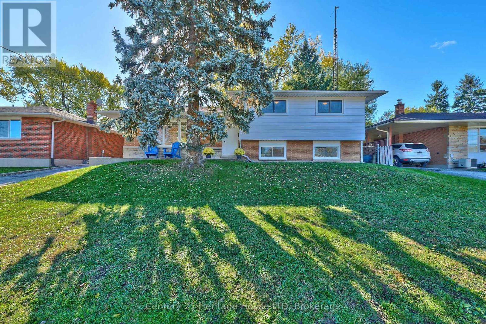 148 CHAMPLAIN DRIVE, Fort Erie, Ontario