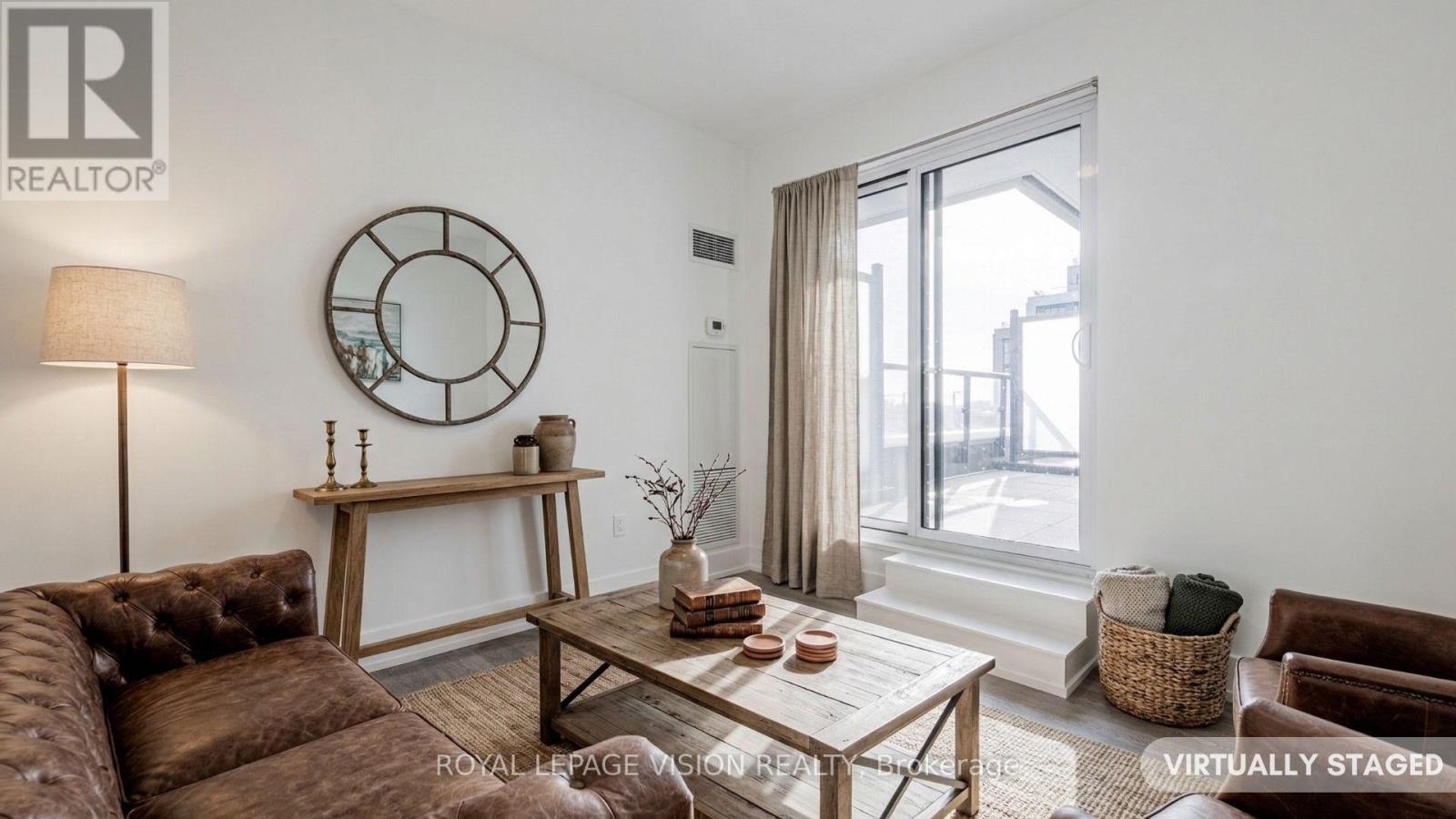 332 - 858 DUPONT STREET, Toronto, Ontario