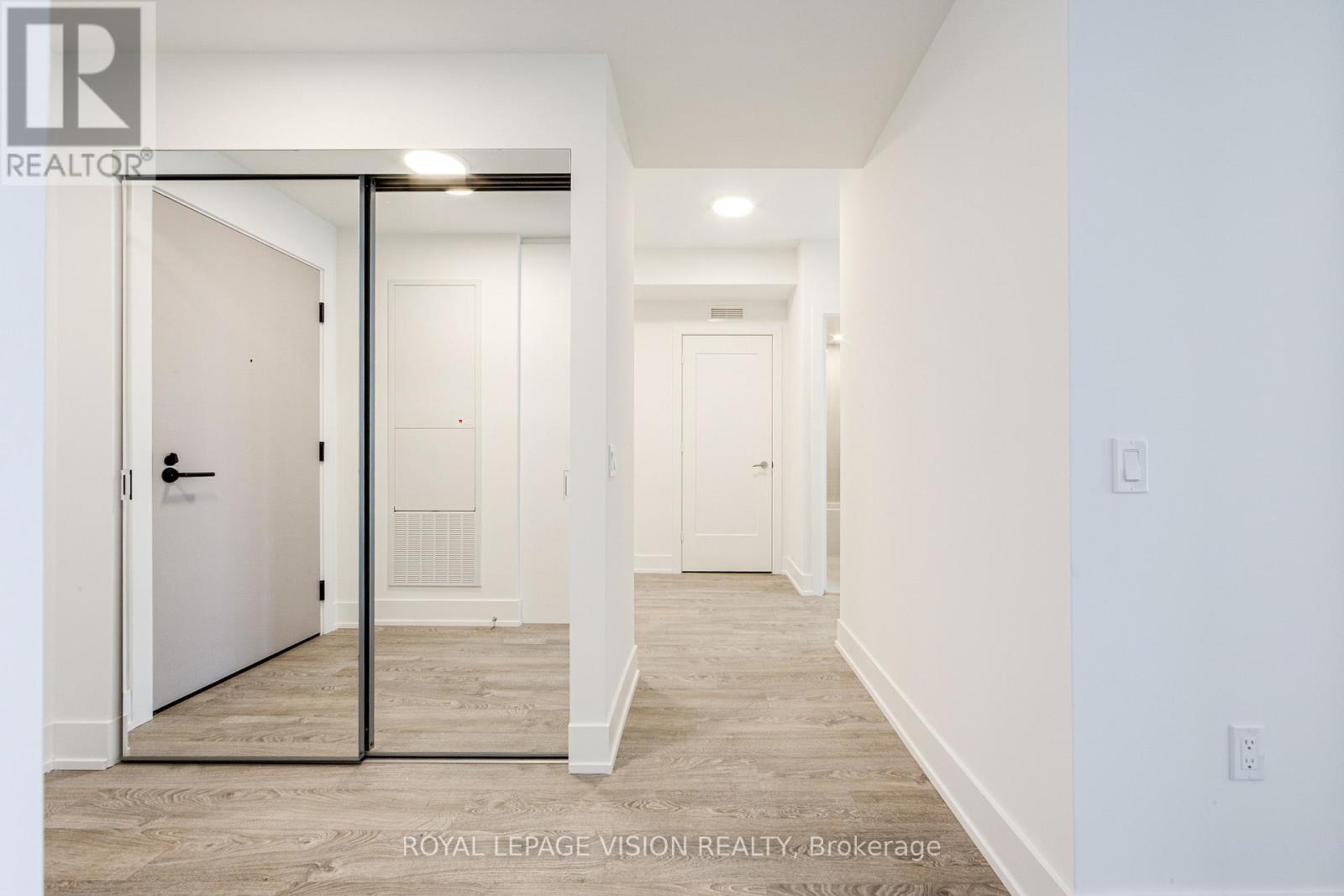 332 - 858 Dupont Street, Toronto, Ontario  M6G 0C1 - Photo 10 - W12825626