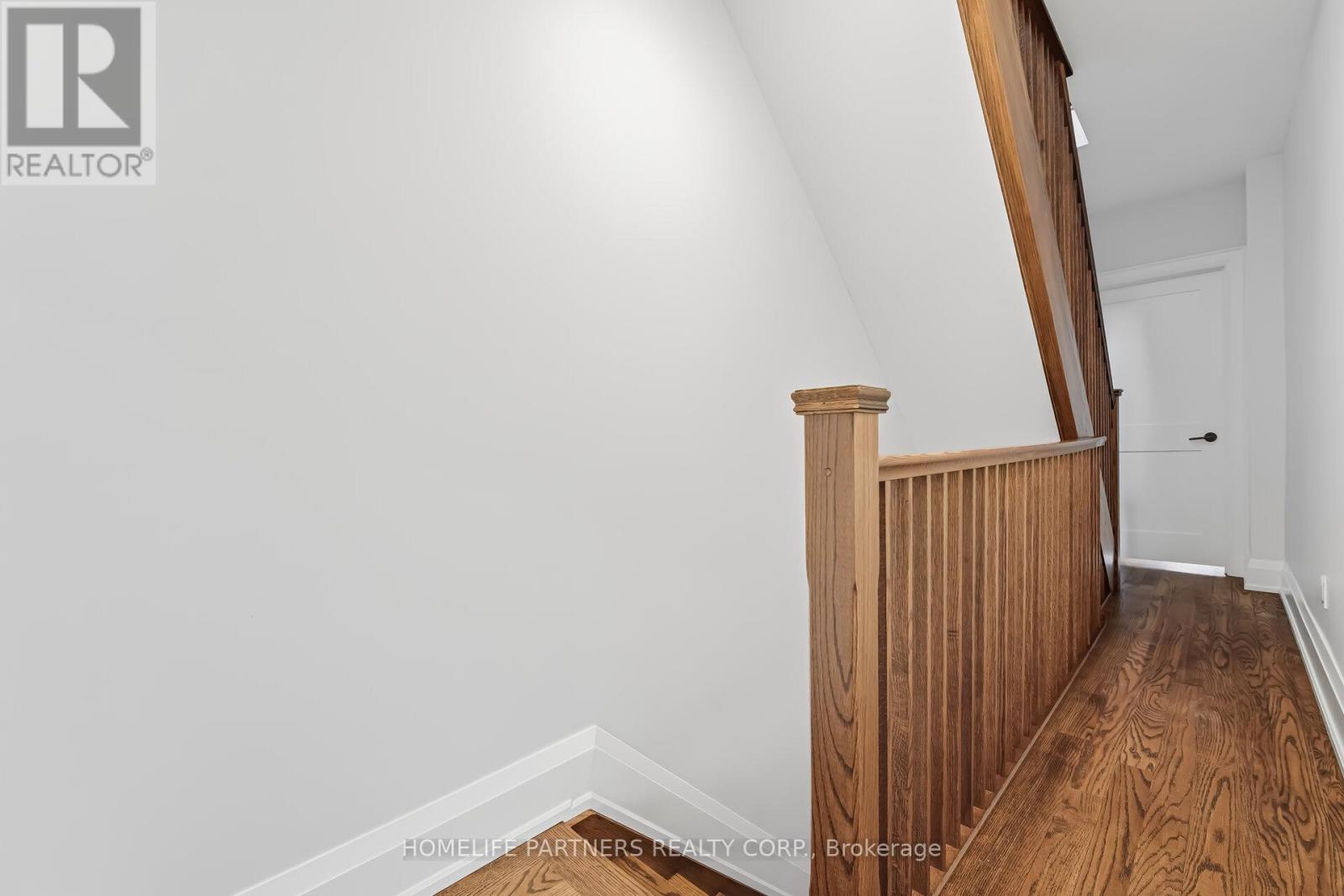 511 Indian Grove, Toronto, Ontario  M6P 2J1 - Photo 20 - W12907326