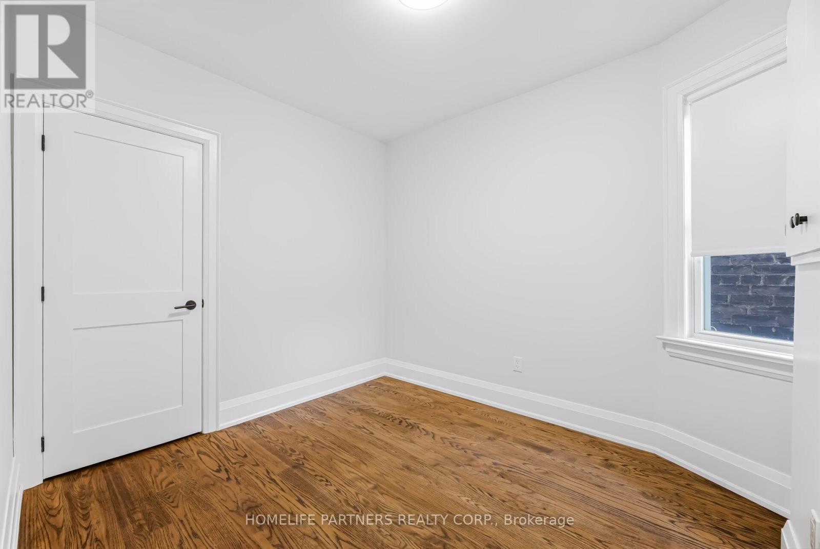 511 Indian Grove, Toronto, Ontario  M6P 2J1 - Photo 25 - W12907326