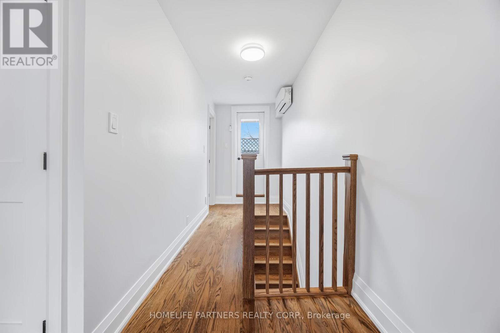 511 Indian Grove, Toronto, Ontario  M6P 2J1 - Photo 15 - W12907326