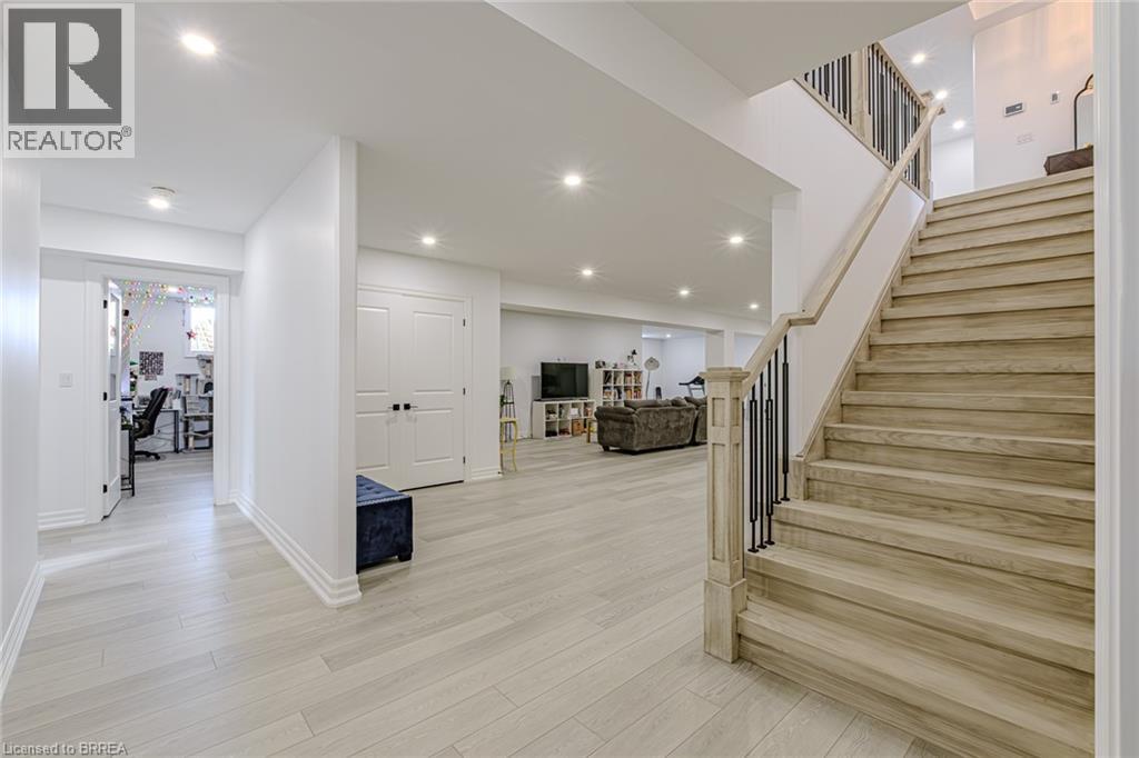 18 Bannister Street, Oakland, Ontario  N0E 1L0 - Photo 35 - 40796031