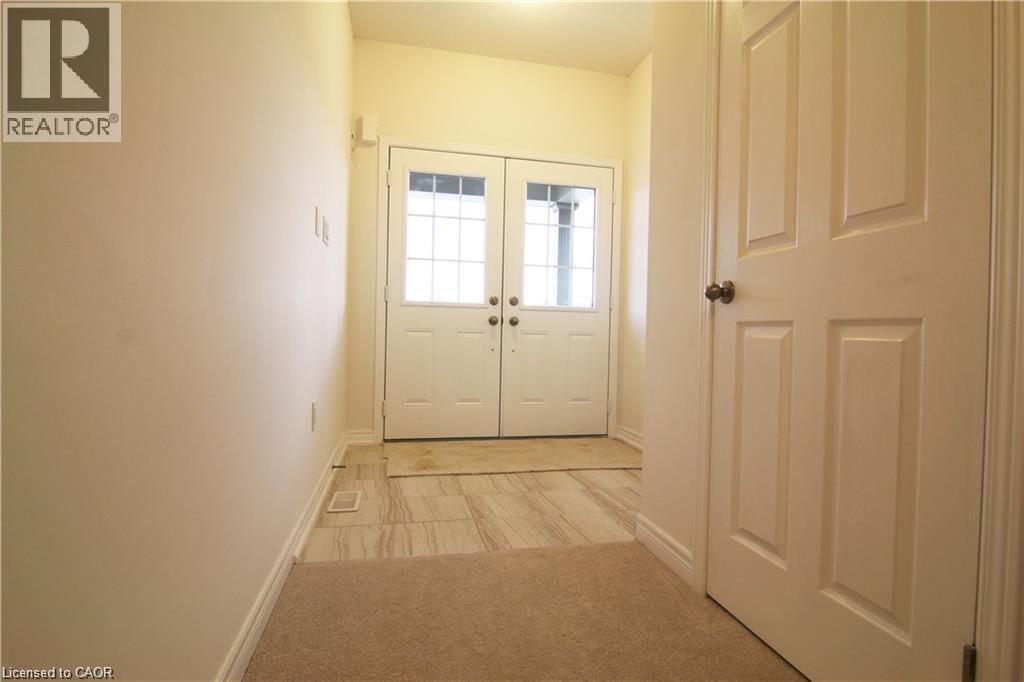 204 Lormont Boulevard, Stoney Creek, Ontario  L8J 0K1 - Photo 2 - 40814302