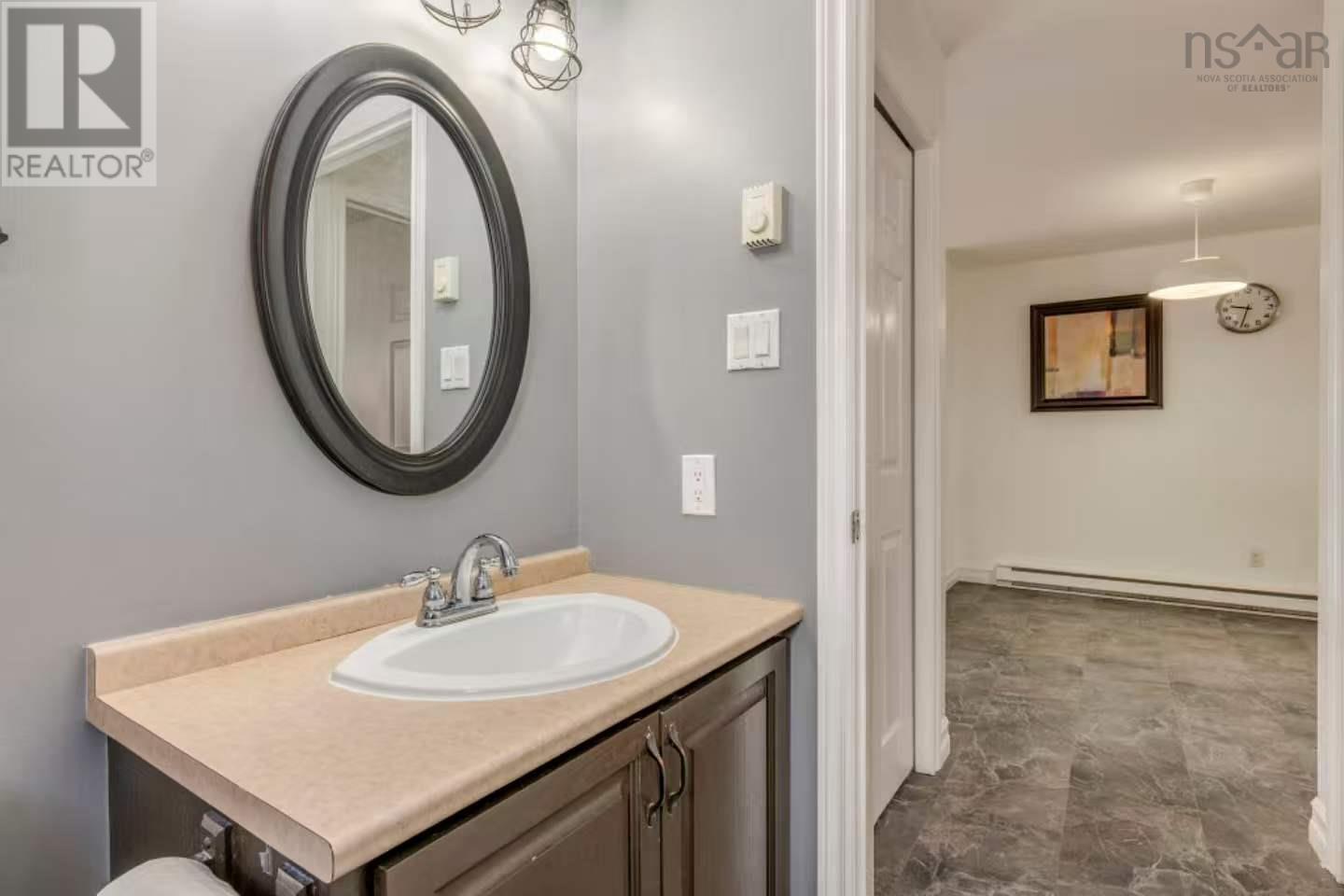 239 Charles Road, Timberlea, Nova Scotia  B3T 1N5 - Photo 13 - 202604988