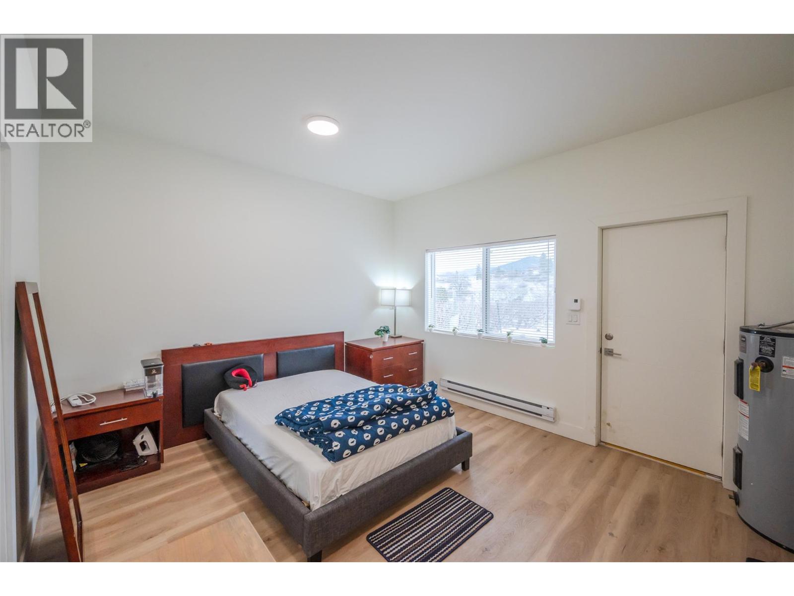 2885 Valleyview Road, Penticton, British Columbia  V2A 8V7 - Photo 3 - 10373326
