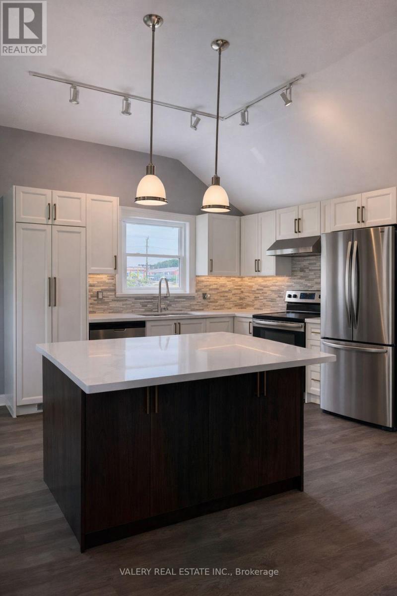 295 West Side Road, Port Colborne, Ontario  L3K 5L4 - Photo 5 - X12892504