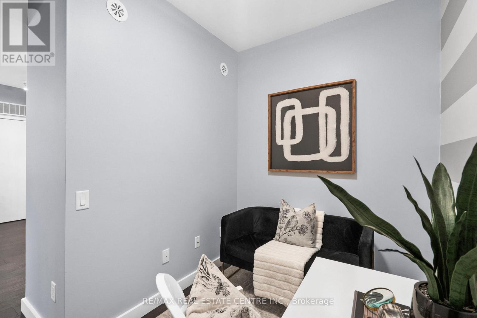 213 - 5005 Harvard Road, Mississauga, Ontario  L5M 0W5 - Photo 22 - W12913410