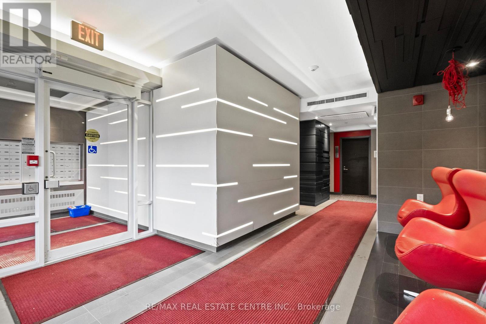 213 - 5005 Harvard Road, Mississauga, Ontario  L5M 0W5 - Photo 4 - W12913410