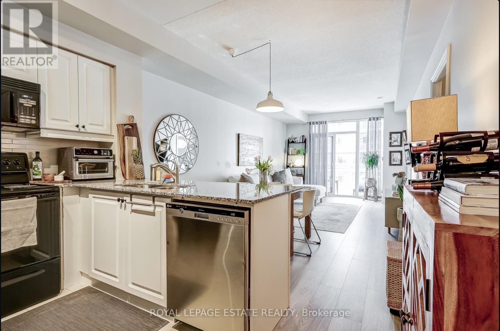 806 - 58 Marine Parade Drive, Toronto (Mimico), Ontario  M8V 4G1 - Photo 10 - W12913412