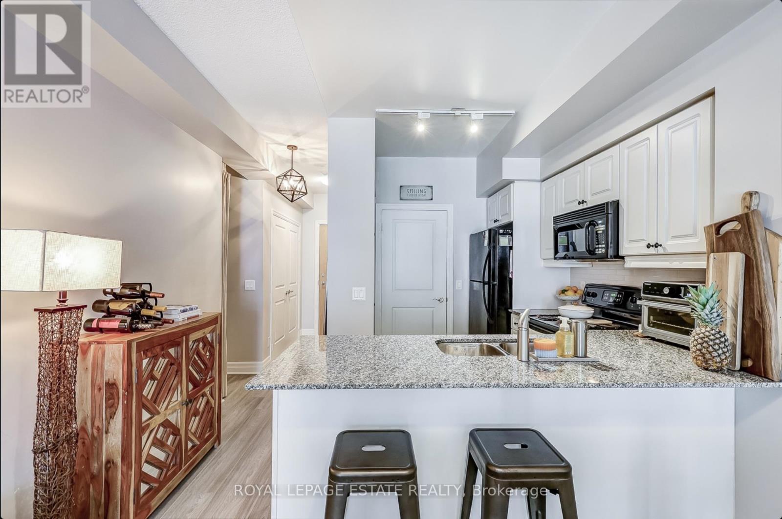 806 - 58 Marine Parade Drive, Toronto (Mimico), Ontario  M8V 4G1 - Photo 13 - W12913412