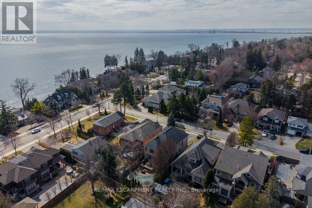 195 Pomona Avenue, Burlington, Ontario  L7N 1S9 - Photo 47 - W12913418