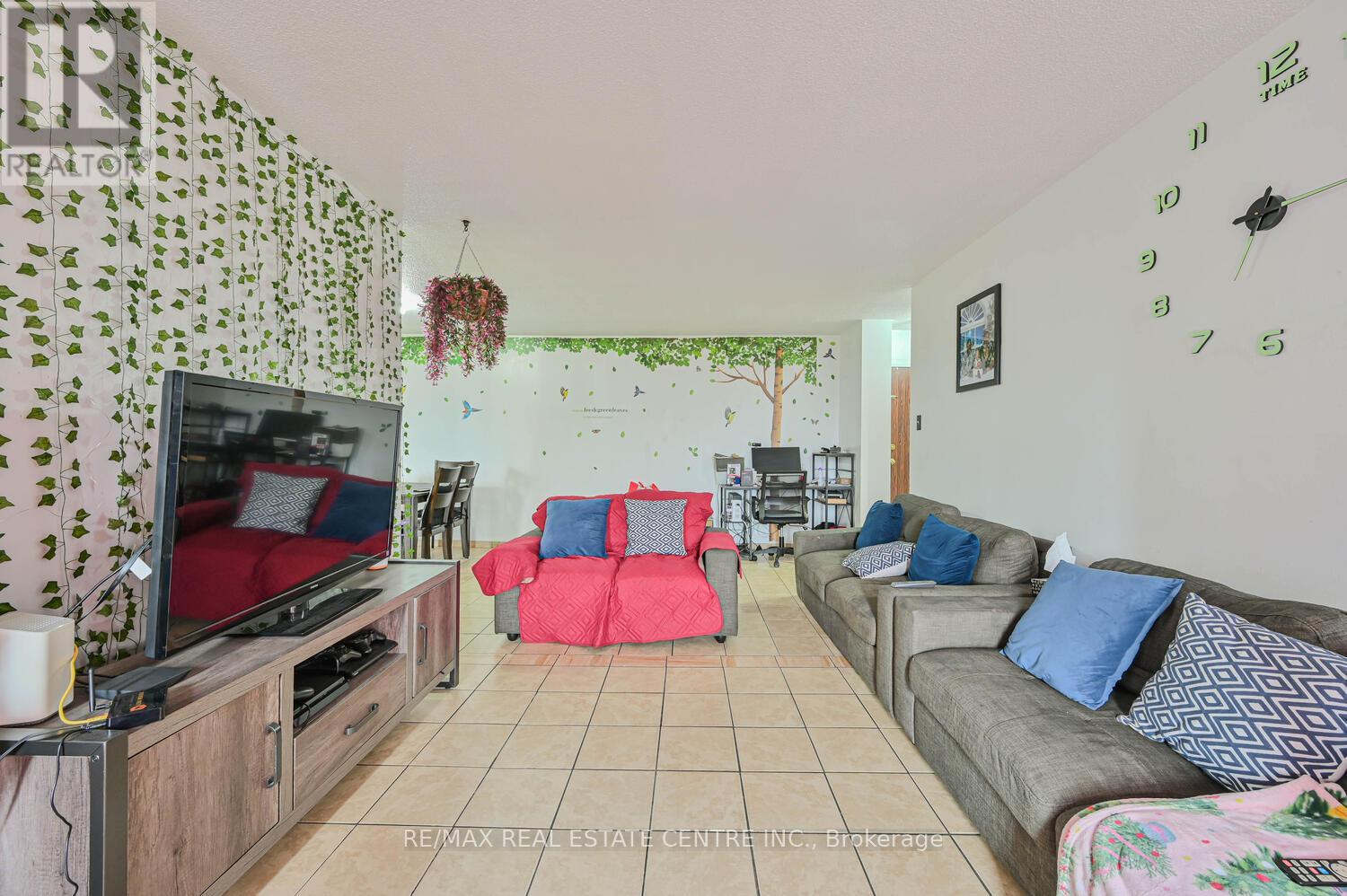 403 - 21 Knightsbridge Road, Brampton (Queen Street Corridor), Ontario  L6T 3Y1 - Photo 12 - W12913432