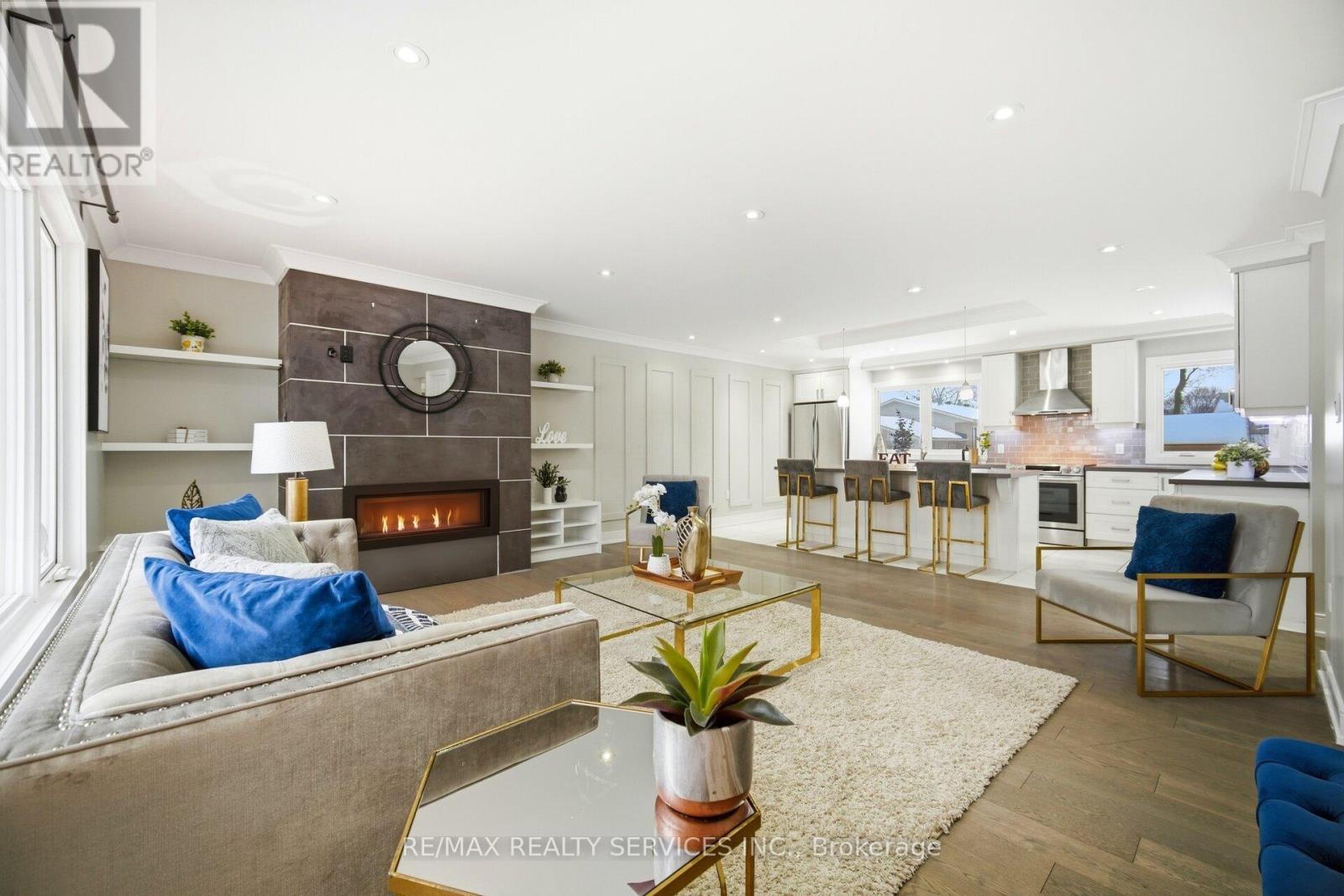 6037 Old Church Road, Caledon (Caledon East), Ontario  L7C 1H8 - Photo 3 - W12913434