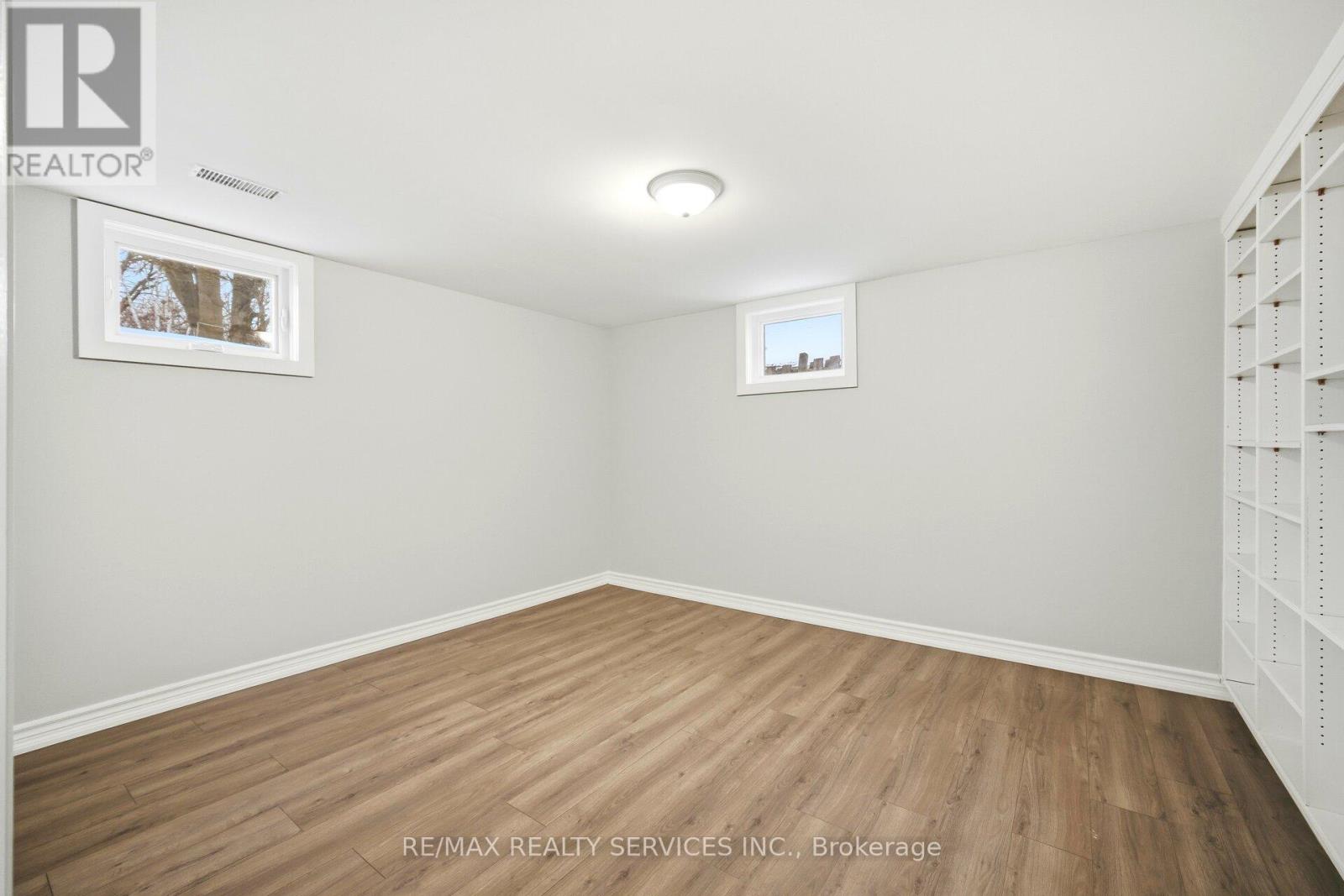 6037 Old Church Road, Caledon (Caledon East), Ontario  L7C 1H8 - Photo 35 - W12913434