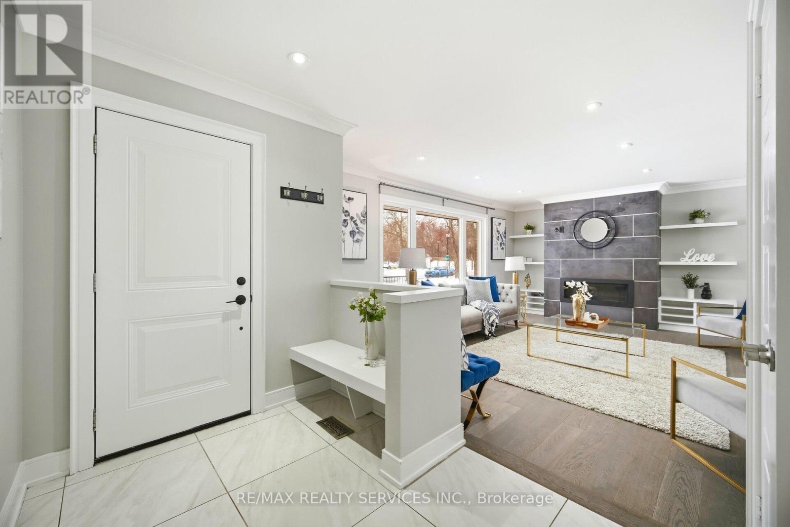 6037 Old Church Road, Caledon (Caledon East), Ontario  L7C 1H8 - Photo 5 - W12913434