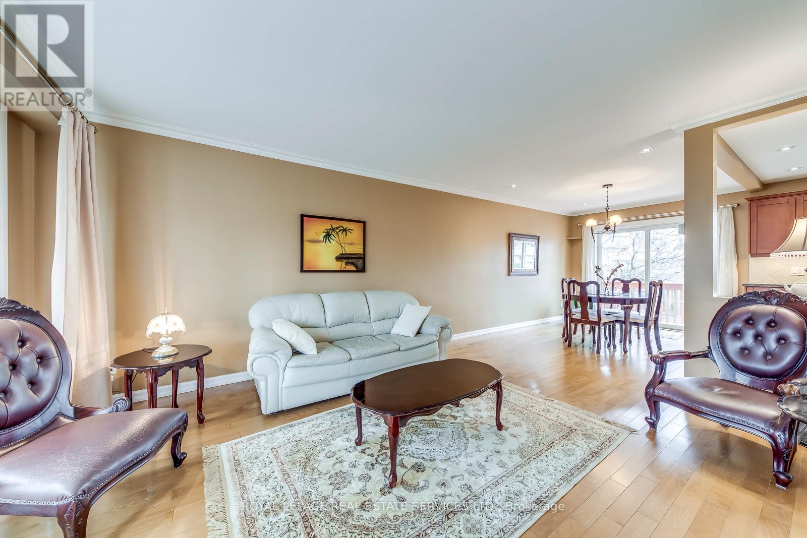 1607 Ewald Road, Mississauga, Ontario  L5G 4C4 - Photo 8 - W12913452