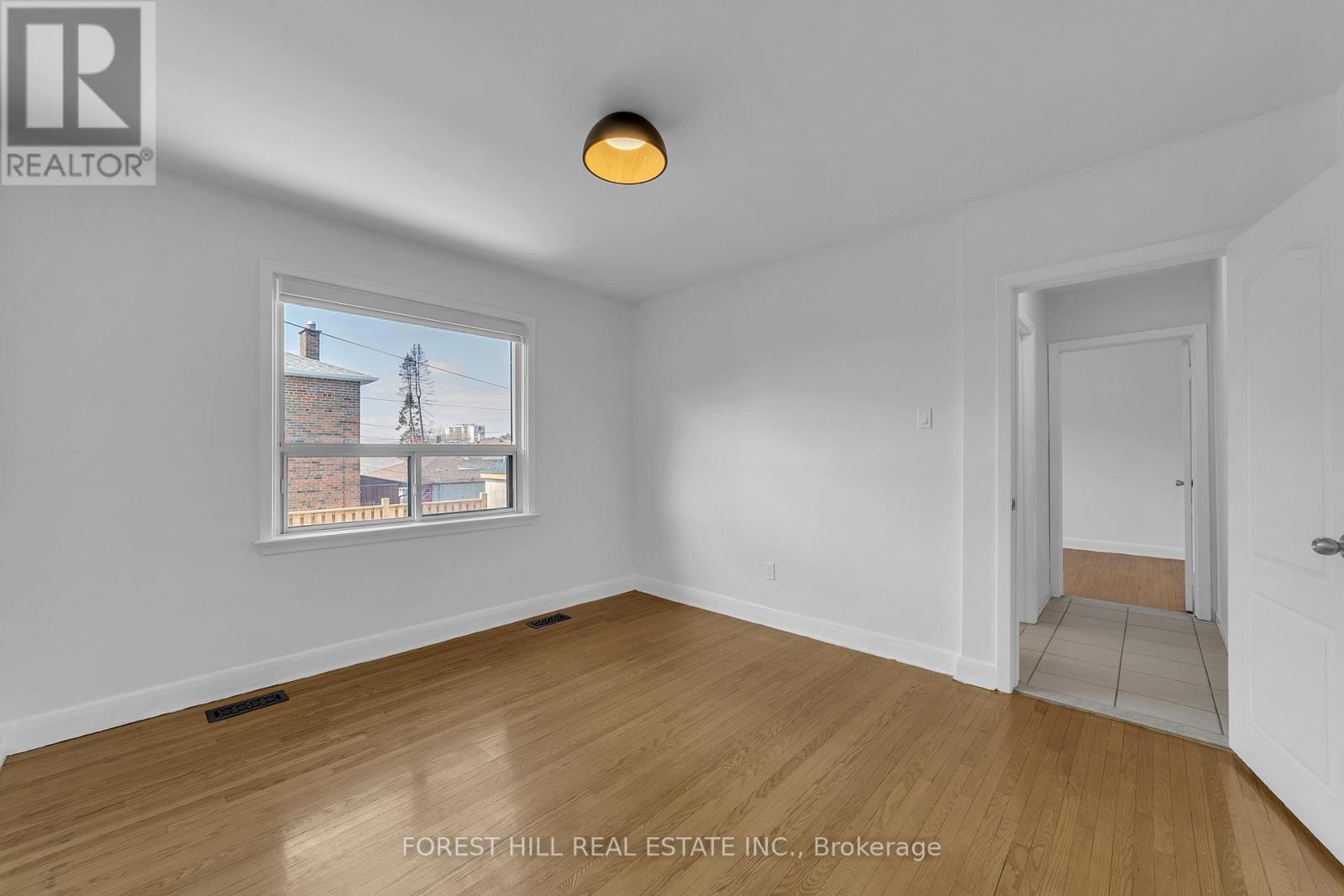 79 Kanarick Crescent, Toronto, Ontario  M3L 1P3 - Photo 19 - W12913466