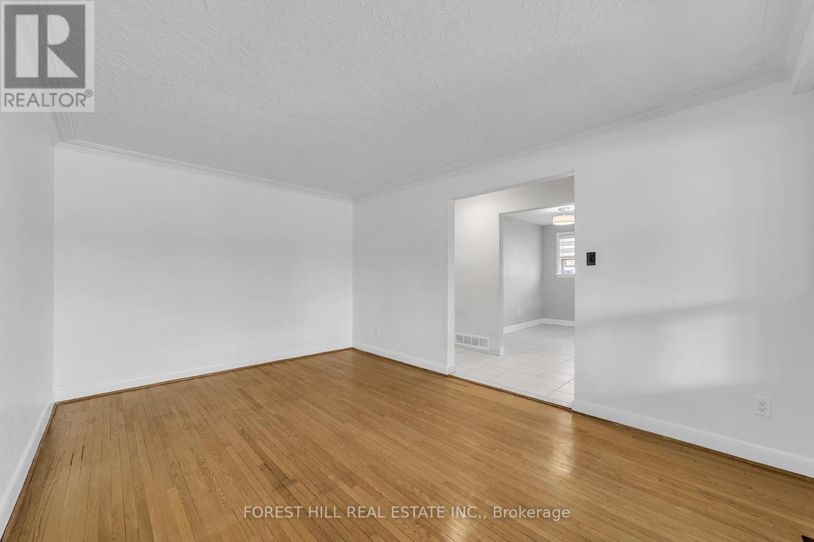 79 Kanarick Crescent, Toronto, Ontario  M3L 1P3 - Photo 9 - W12913466