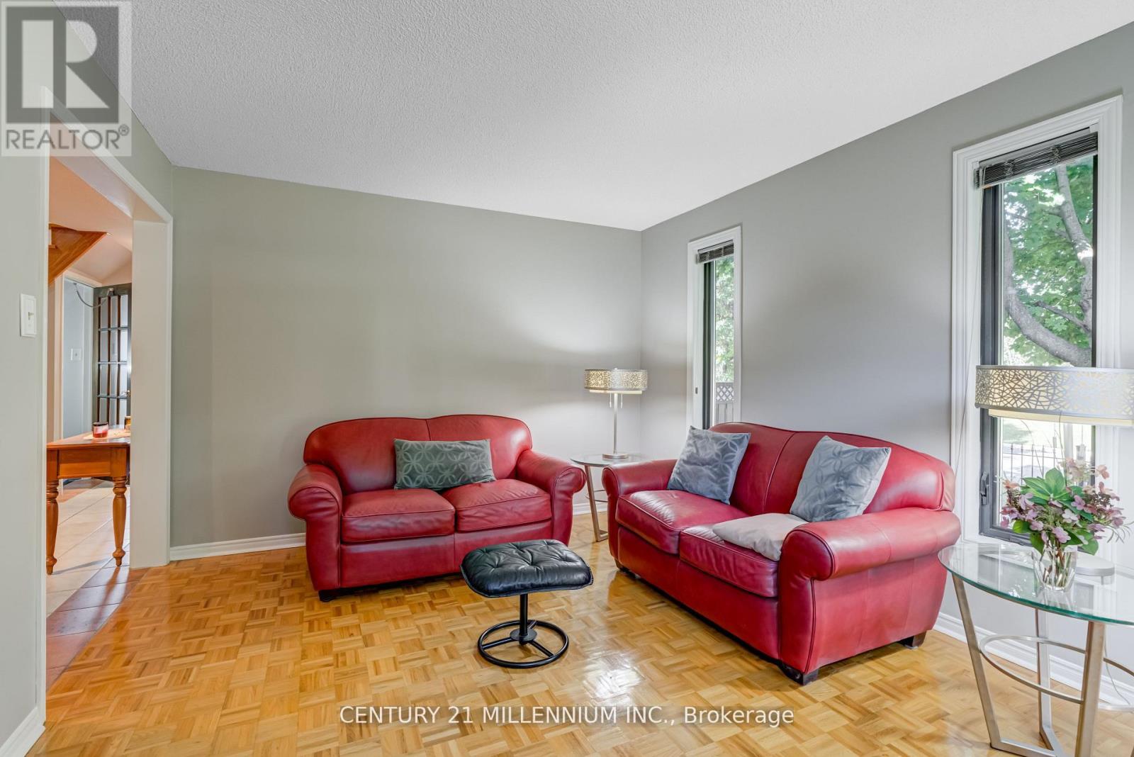 10 Phelps Drive, Brampton, Ontario  L6X 3V5 - Photo 6 - W12913472