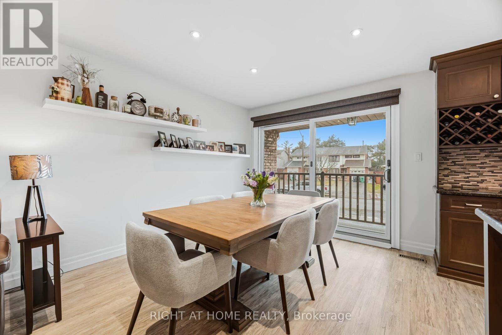 6370 Atherly Crescent, Mississauga, Ontario  L5N 2J2 - Photo 16 - W12913492