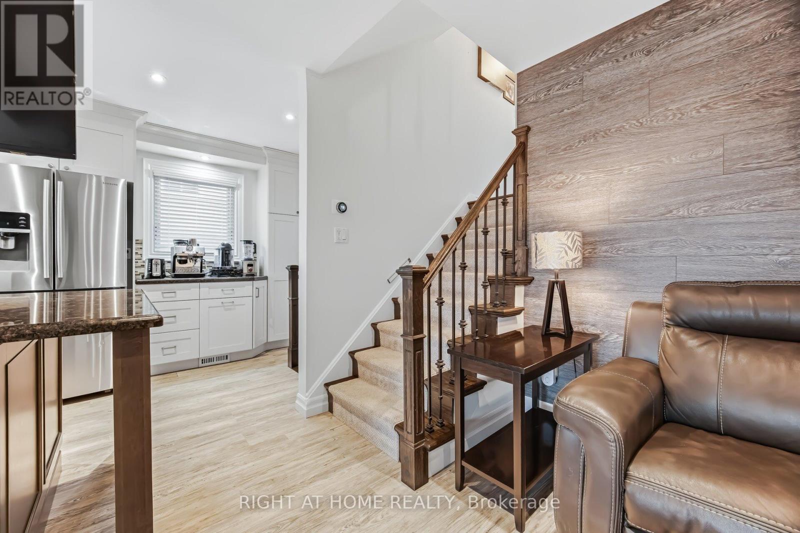 6370 Atherly Crescent, Mississauga, Ontario  L5N 2J2 - Photo 25 - W12913492