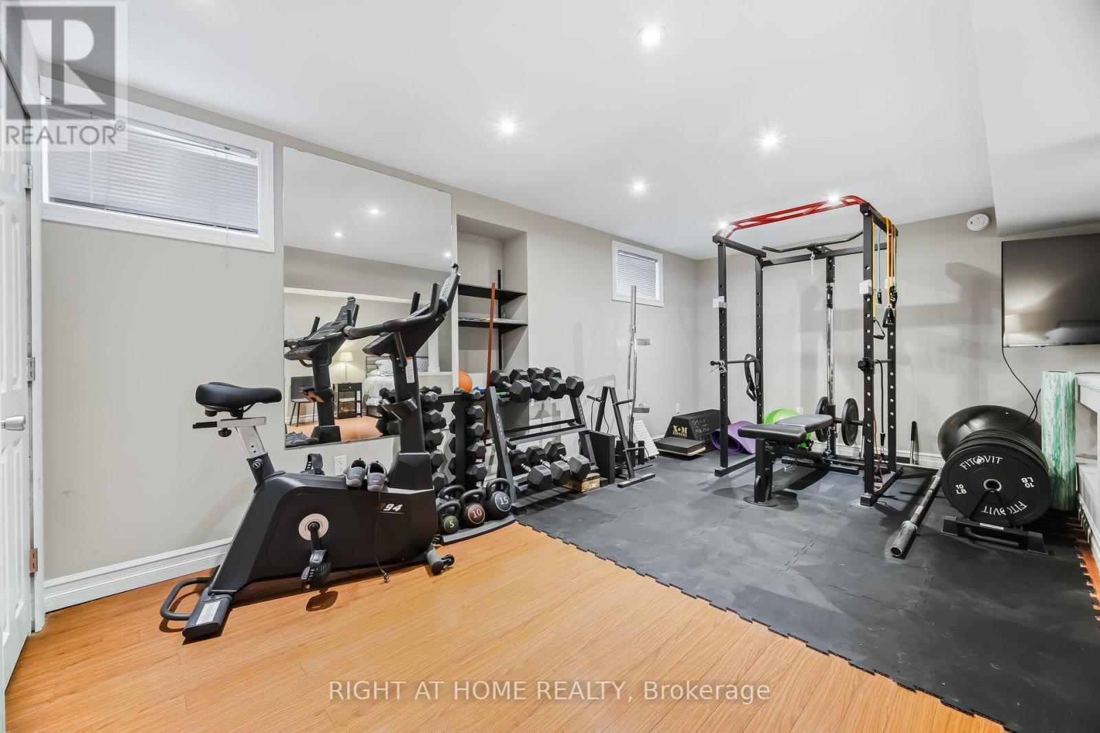 6370 Atherly Crescent, Mississauga, Ontario  L5N 2J2 - Photo 37 - W12913492