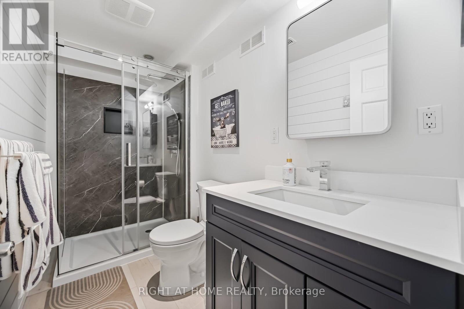 6370 Atherly Crescent, Mississauga, Ontario  L5N 2J2 - Photo 40 - W12913492