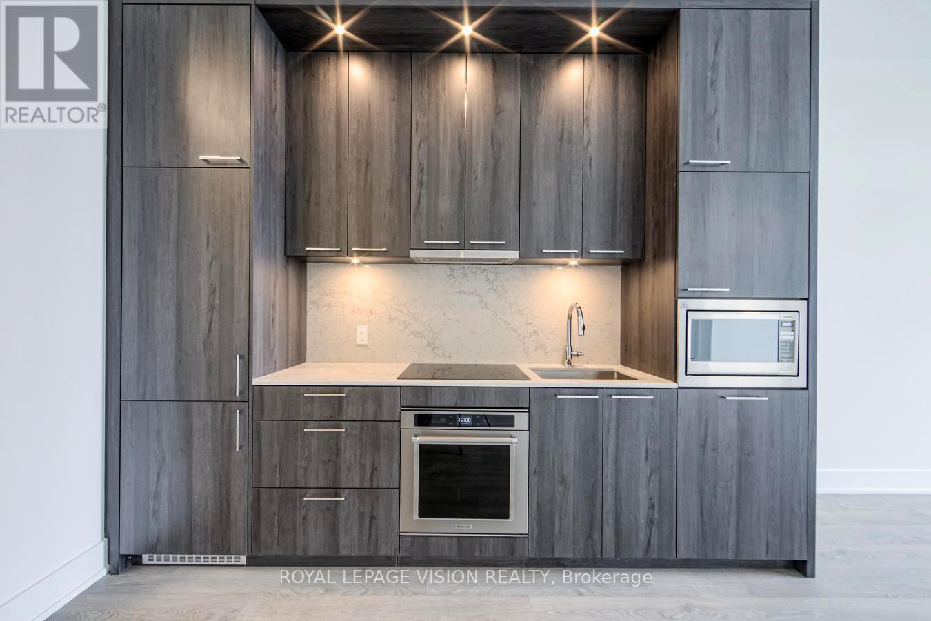 223 - 858 Dupont Street, Toronto (Dovercourt-Wallace Emerson-Junction), Ontario  M6G 0C1 - Photo 13 - W12913500