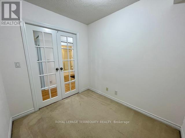 1104 - 1 Elm Drive W, Mississauga, Ontario  L5B 4M1 - Photo 19 - W12913514