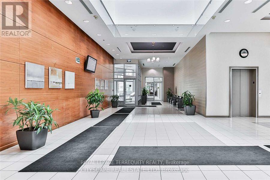 1104 - 1 Elm Drive W, Mississauga, Ontario  L5B 4M1 - Photo 34 - W12913514