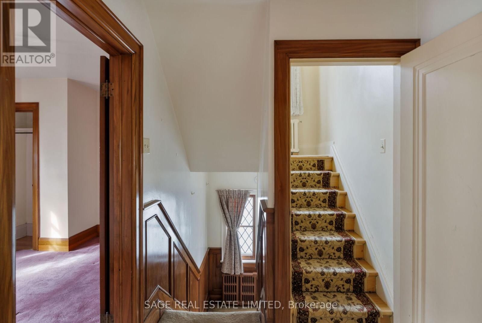 29 Strath Avenue, Toronto (Kingsway South), Ontario  M8X 1R2 - Photo 25 - W12913540