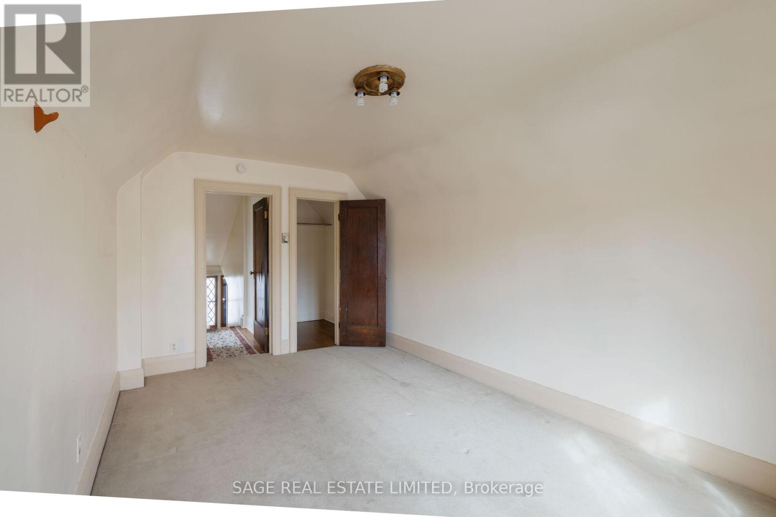 29 Strath Avenue, Toronto (Kingsway South), Ontario  M8X 1R2 - Photo 28 - W12913540