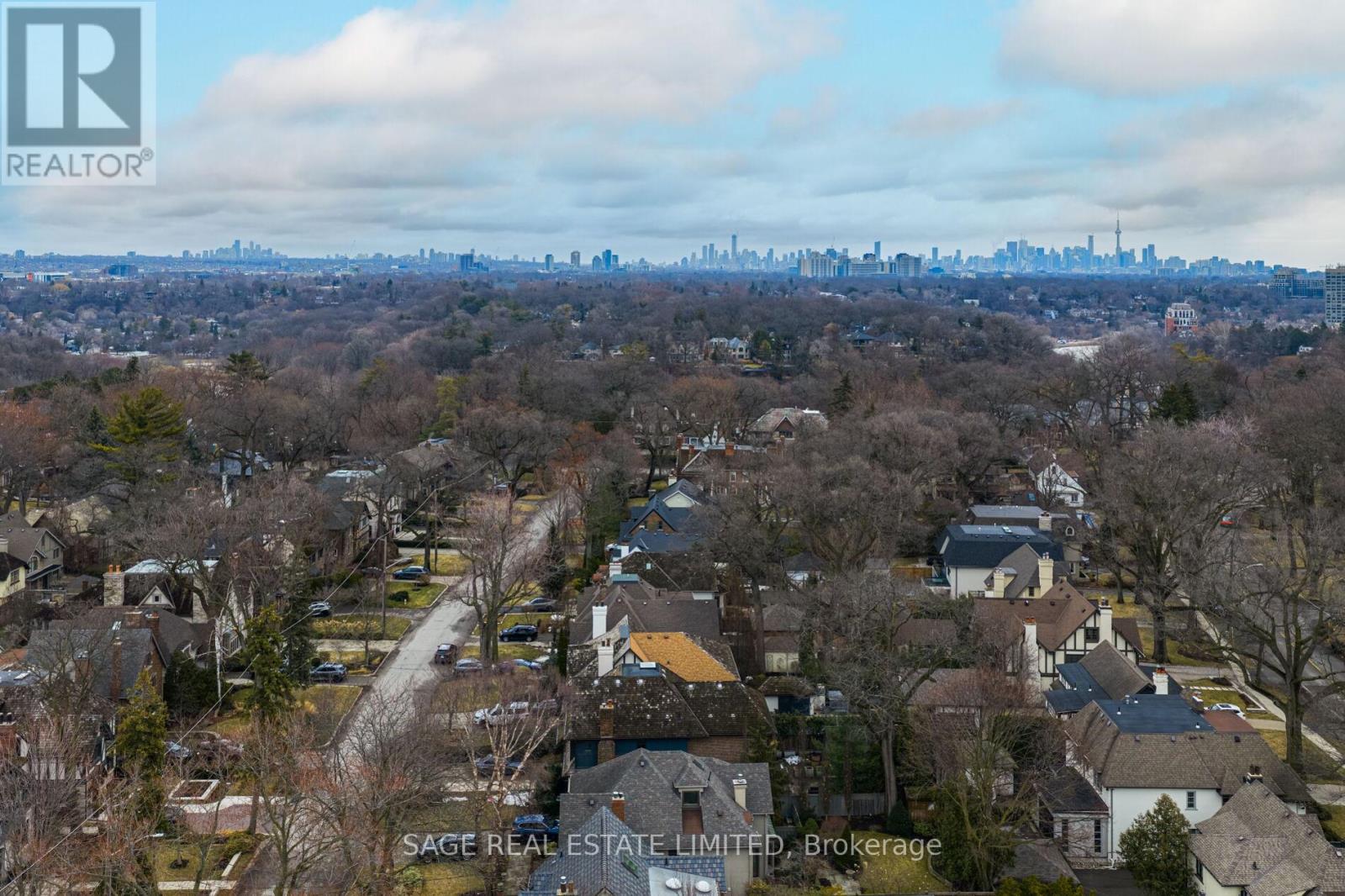 29 Strath Avenue, Toronto (Kingsway South), Ontario  M8X 1R2 - Photo 39 - W12913540