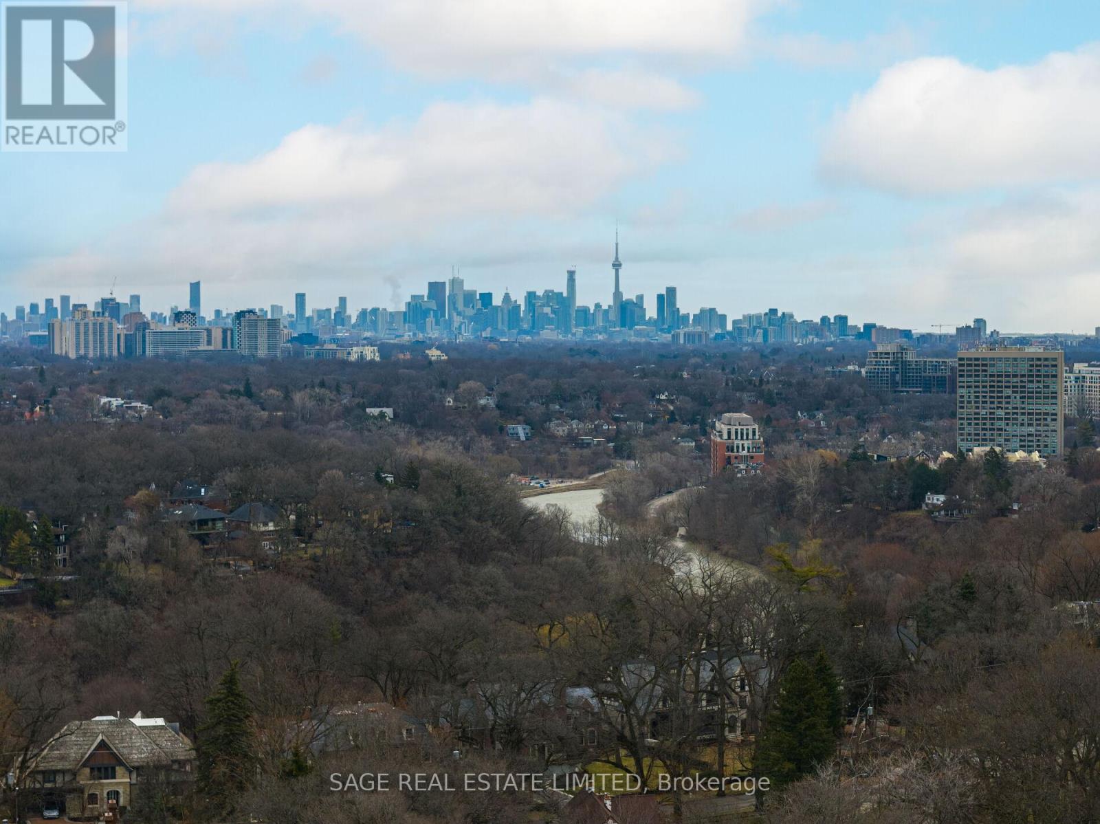 29 Strath Avenue, Toronto (Kingsway South), Ontario  M8X 1R2 - Photo 40 - W12913540