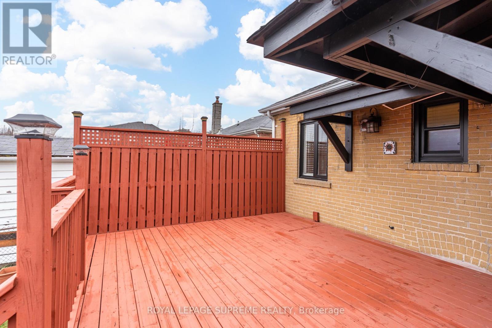 18 Fairweather Road, Toronto (Brookhaven-Amesbury), Ontario  M6M 4C7 - Photo 19 - W12913570