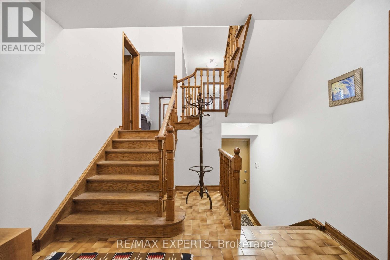 63 Riverside Drive, Toronto (Humber Summit), Ontario  M9L 1J2 - Photo 26 - W12913584