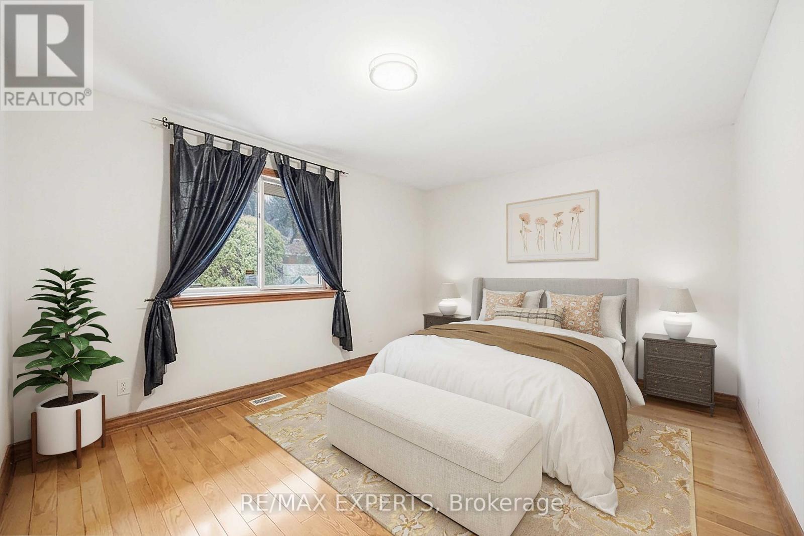 63 Riverside Drive, Toronto (Humber Summit), Ontario  M9L 1J2 - Photo 33 - W12913584
