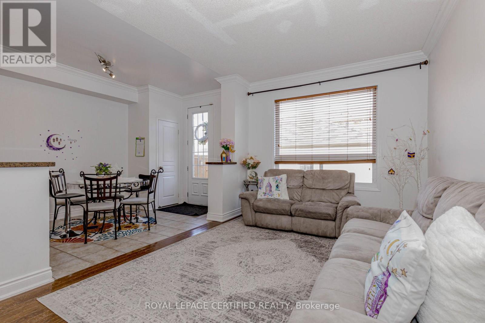 2509 Postmaster Drive, Oakville, Ontario  L6M 0L5 - Photo 12 - W12913616