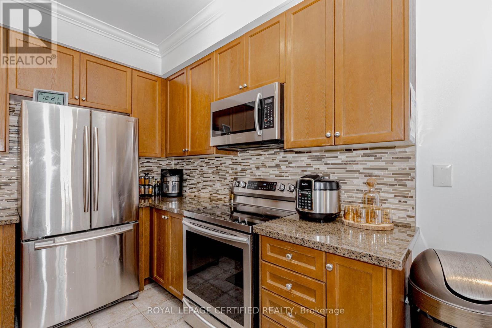 2509 Postmaster Drive, Oakville, Ontario  L6M 0L5 - Photo 18 - W12913616