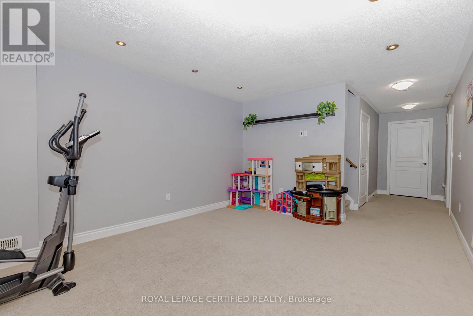 2509 Postmaster Drive, Oakville, Ontario  L6M 0L5 - Photo 42 - W12913616