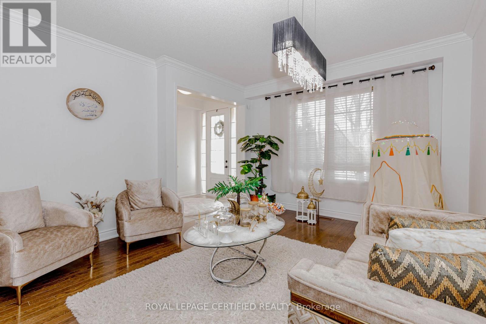 2509 Postmaster Drive, Oakville, Ontario  L6M 0L5 - Photo 7 - W12913616