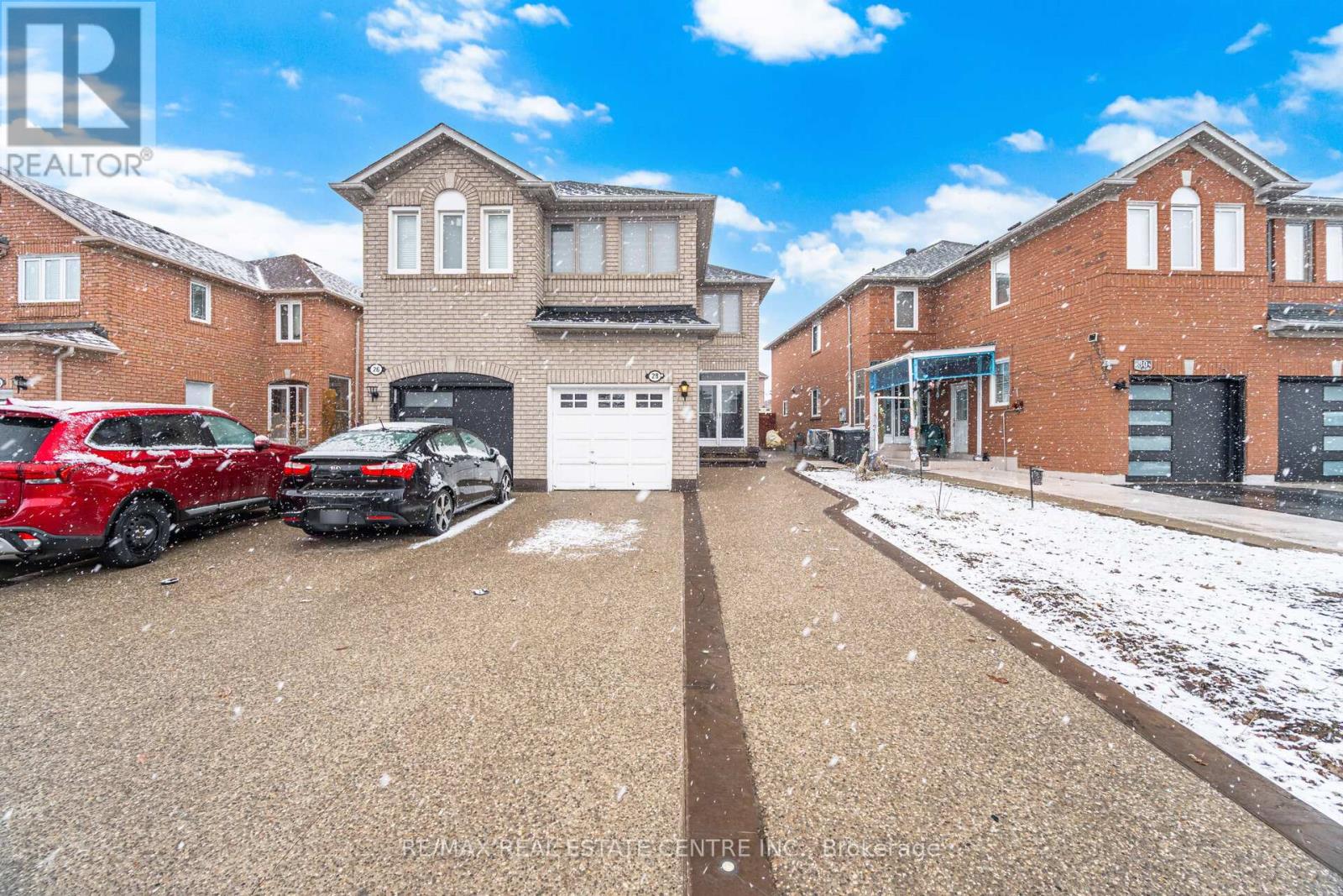 28 MOUNT FUJI CRESCENT, Brampton, Ontario