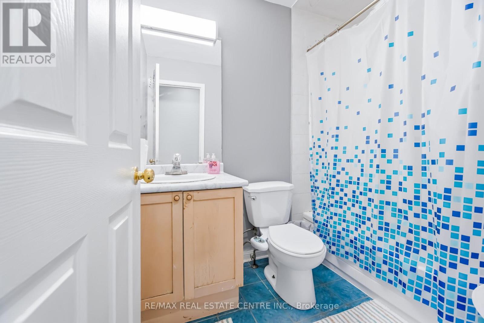 28 Mount Fuji Crescent, Brampton, Ontario  L6R 2L3 - Photo 32 - W12913618