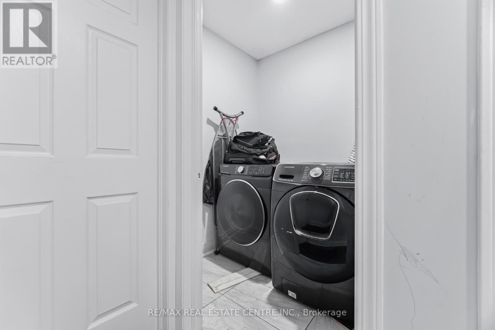 28 Mount Fuji Crescent, Brampton, Ontario  L6R 2L3 - Photo 33 - W12913618