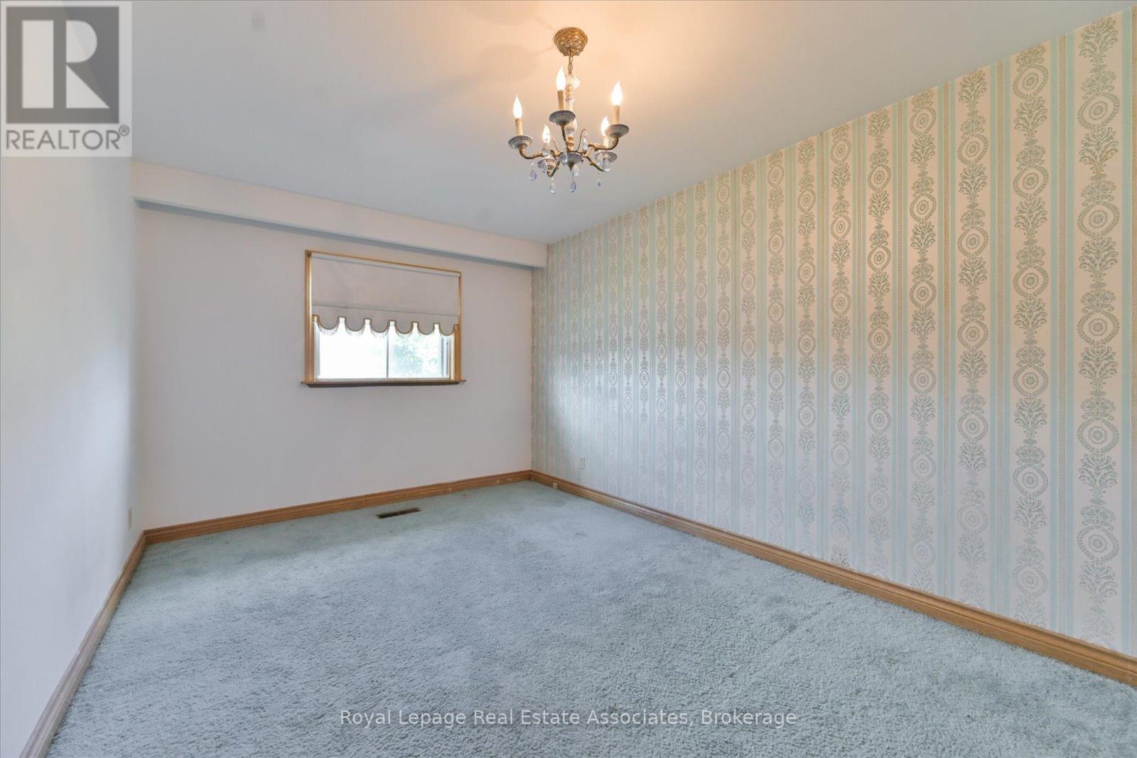 135 Jay Street, Toronto, Ontario  M6L 2M3 - Photo 22 - W12913646