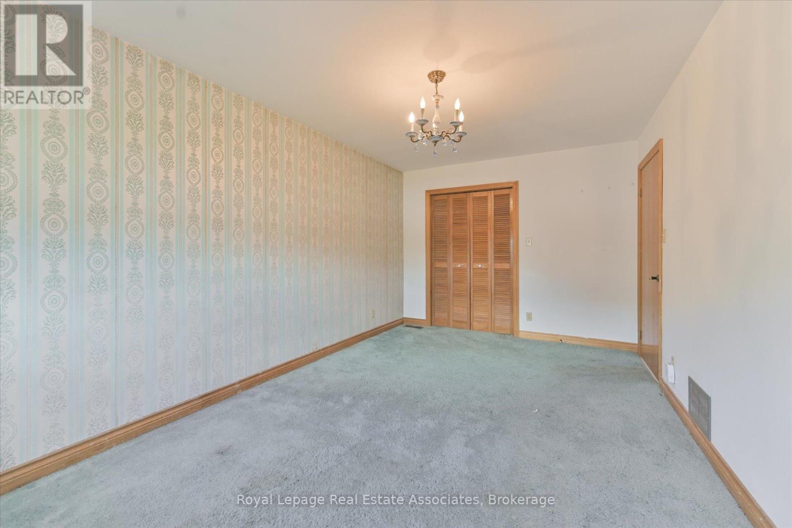 135 Jay Street, Toronto, Ontario  M6L 2M3 - Photo 23 - W12913646